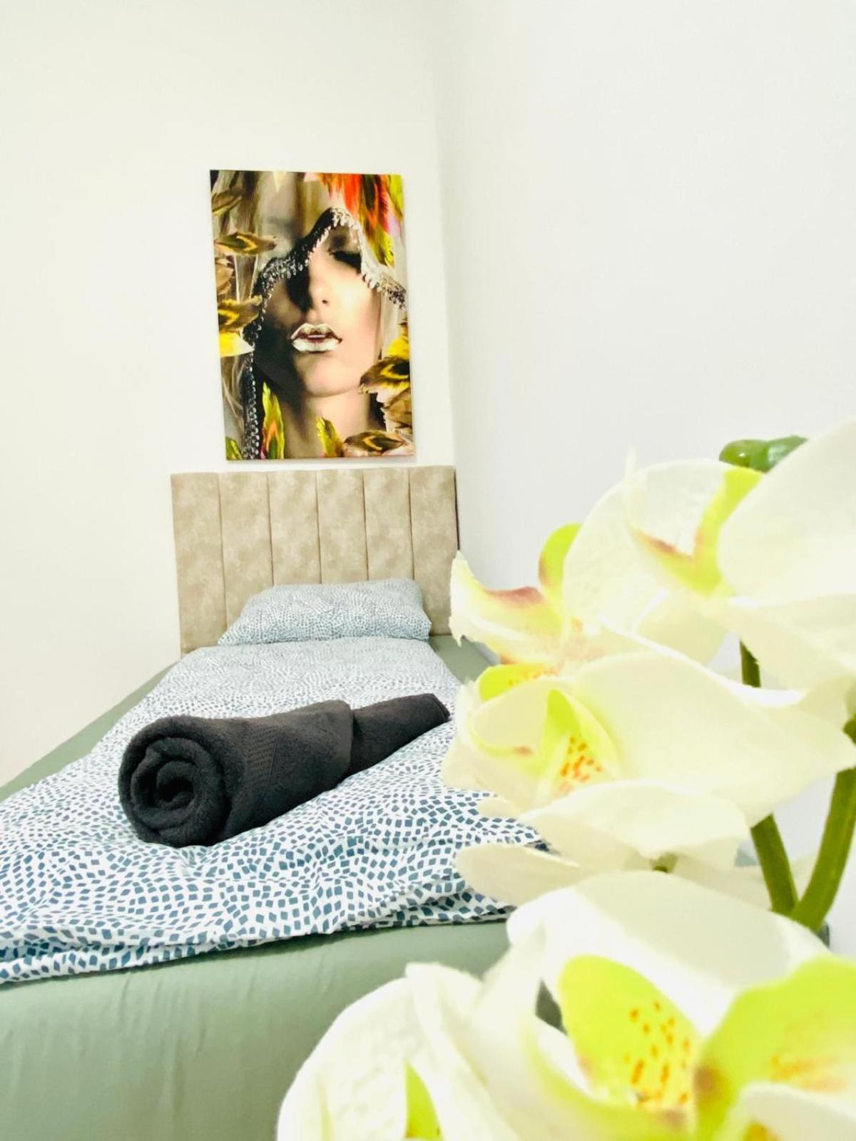 Bright 5Br Shared Apartment W Great Transport Link Wien Ngoại thất bức ảnh