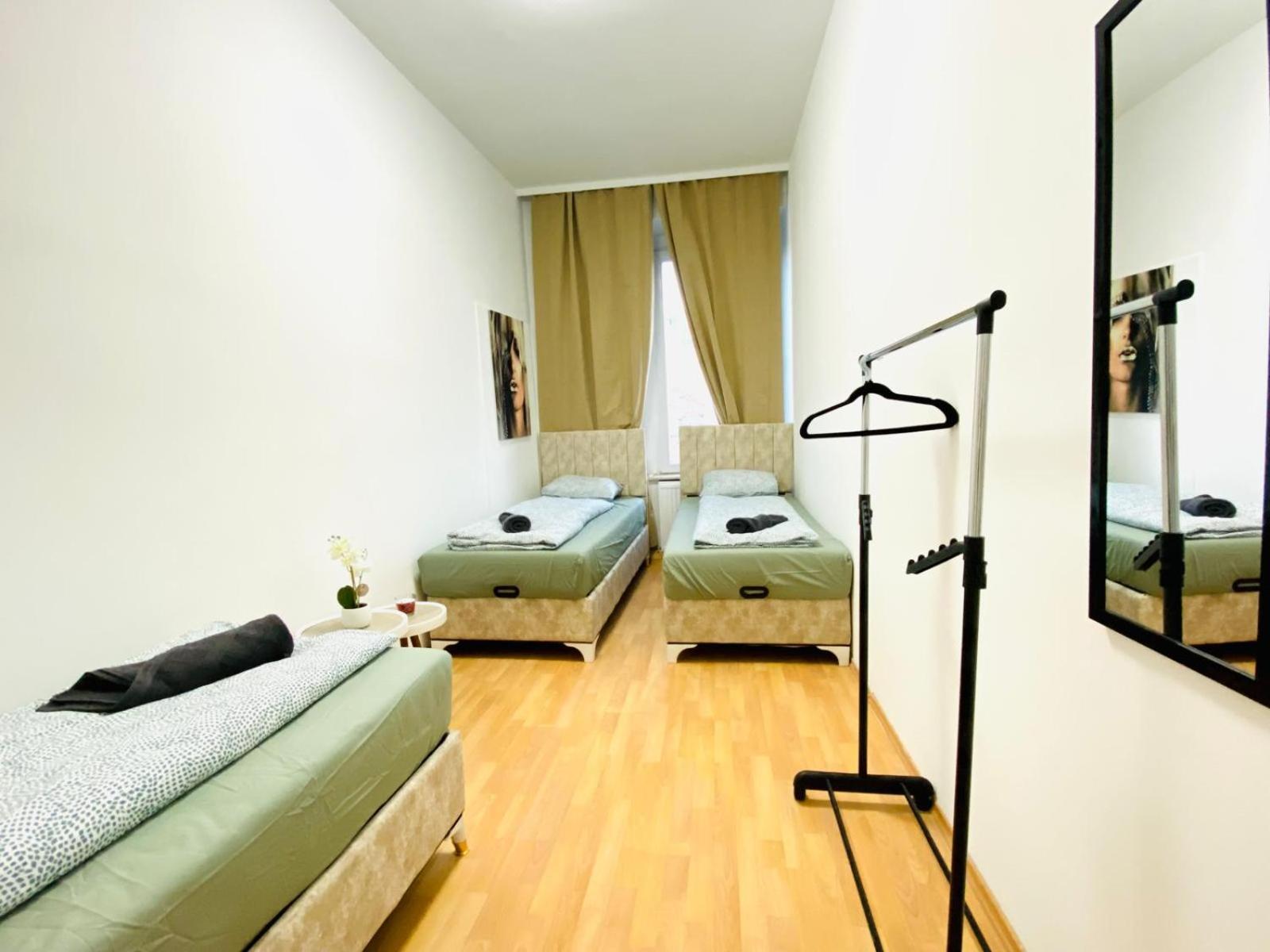 Bright 5Br Shared Apartment W Great Transport Link Wien Ngoại thất bức ảnh