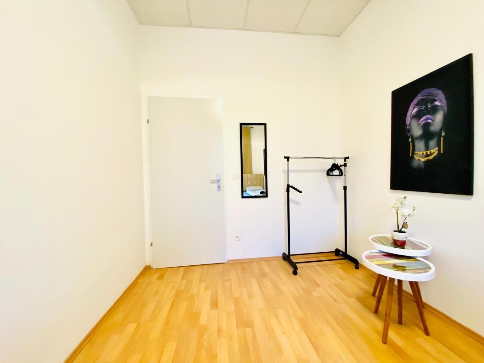 Bright 5Br Shared Apartment W Great Transport Link Wien Ngoại thất bức ảnh