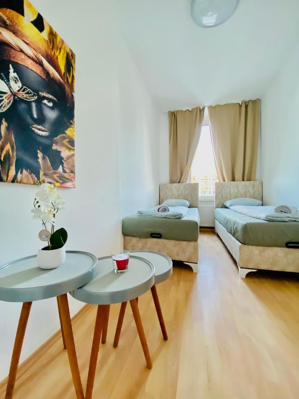 Bright 5Br Shared Apartment W Great Transport Link Wien Ngoại thất bức ảnh