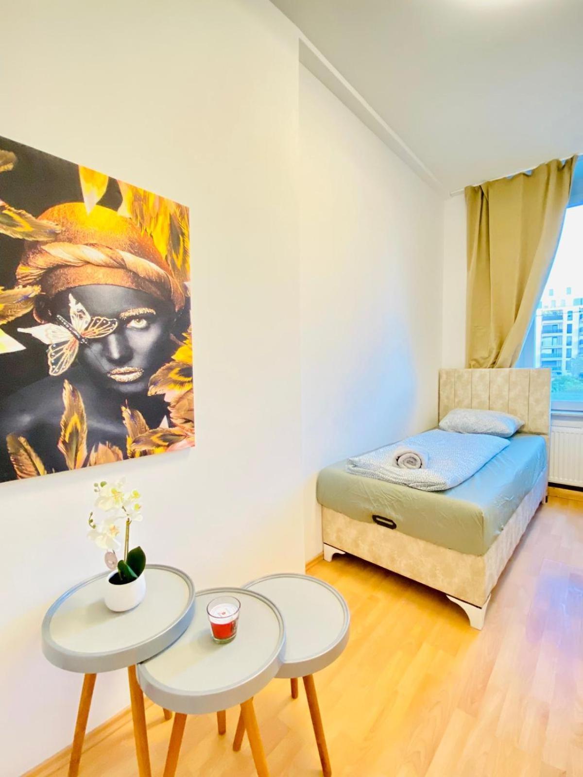 Bright 5Br Shared Apartment W Great Transport Link Wien Ngoại thất bức ảnh