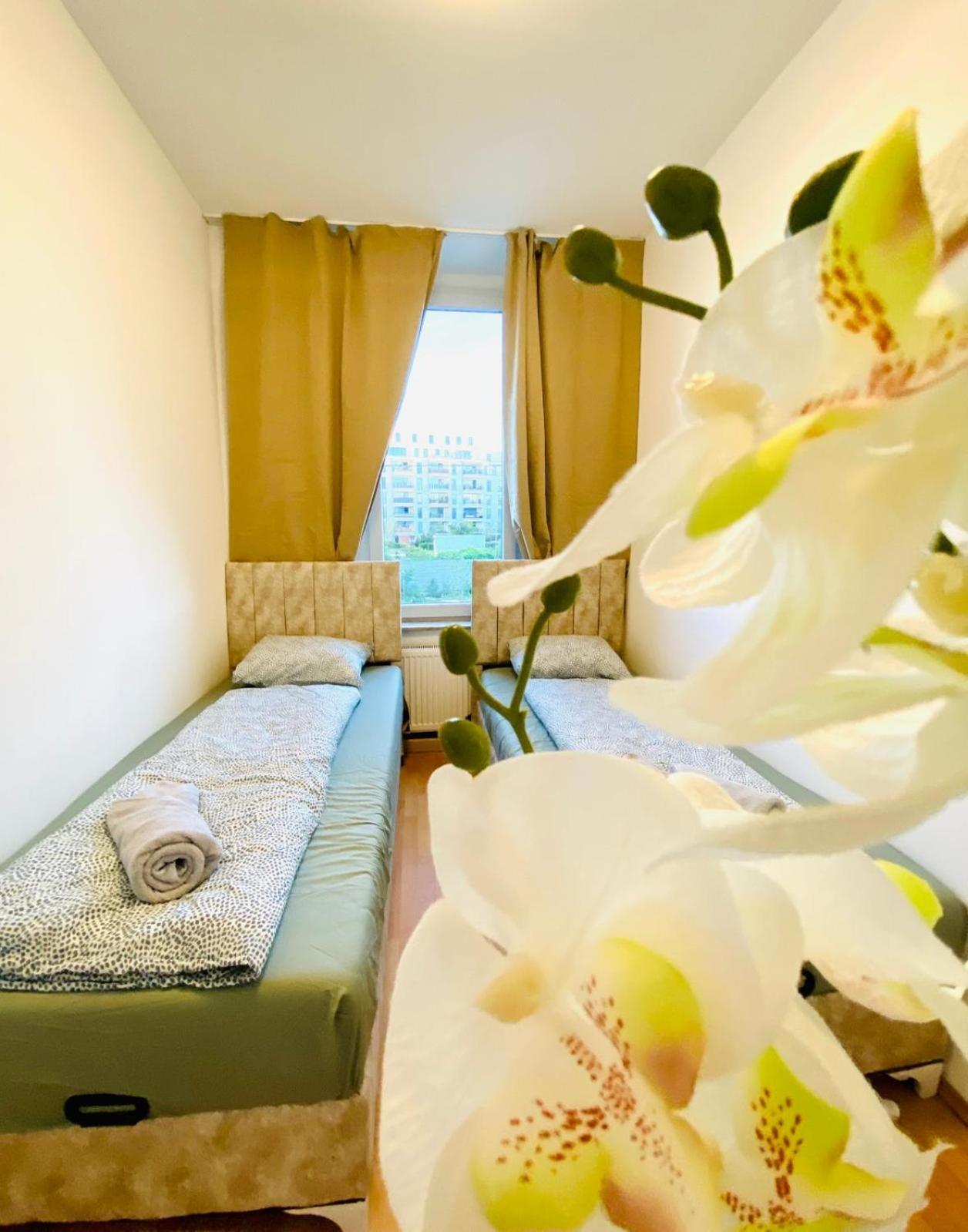 Bright 5Br Shared Apartment W Great Transport Link Wien Ngoại thất bức ảnh