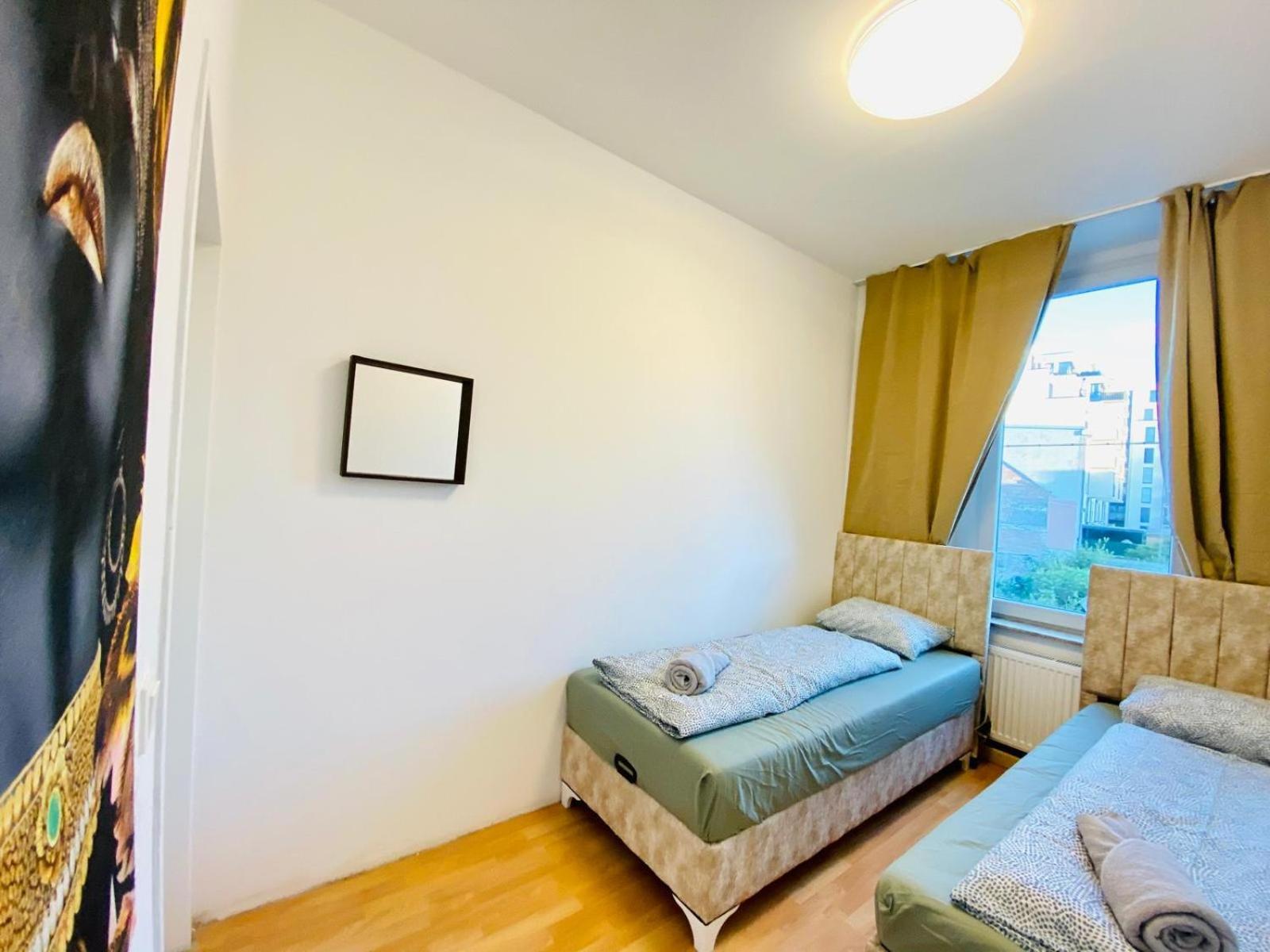 Bright 5Br Shared Apartment W Great Transport Link Wien Ngoại thất bức ảnh