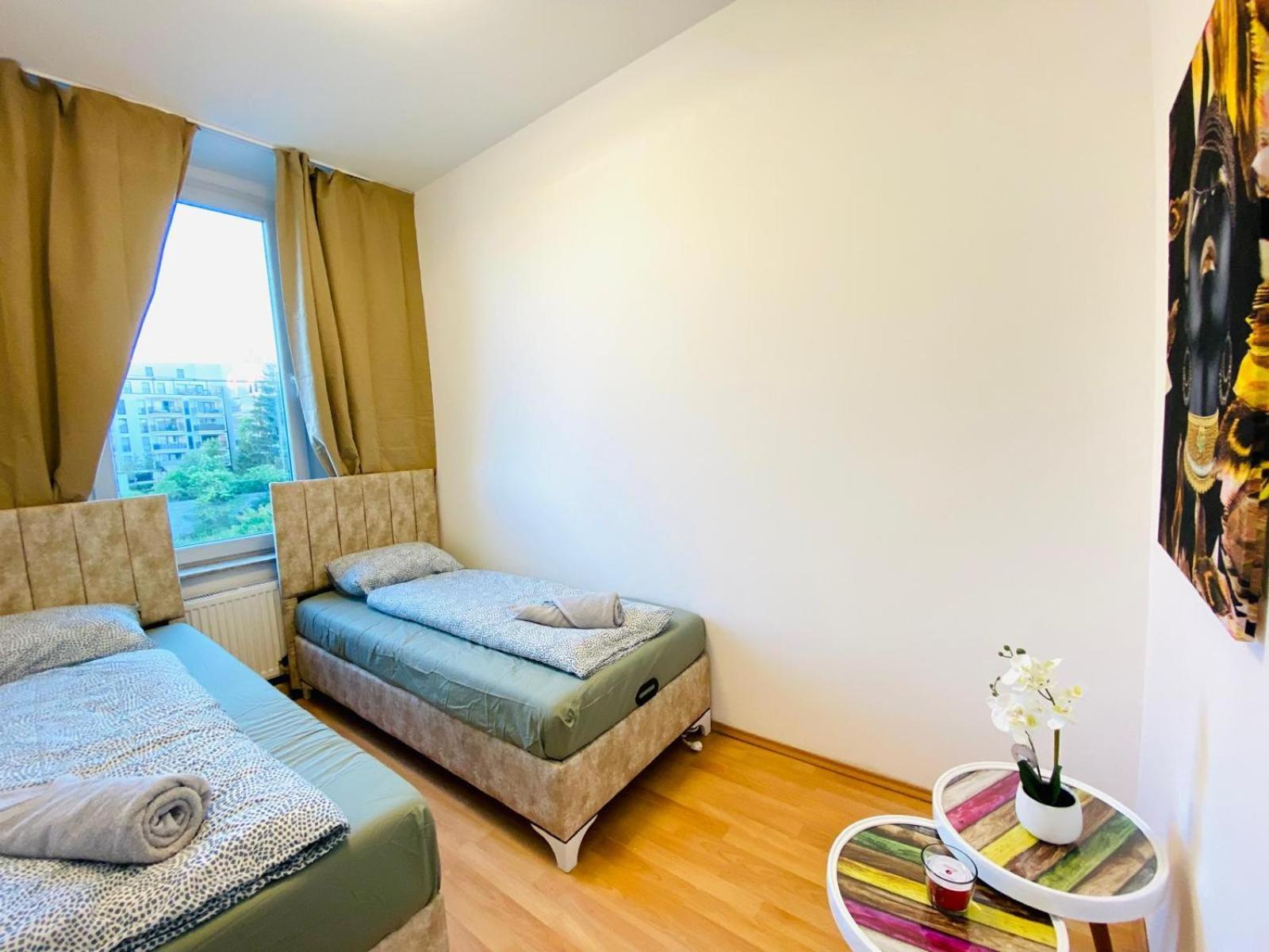 Bright 5Br Shared Apartment W Great Transport Link Wien Ngoại thất bức ảnh